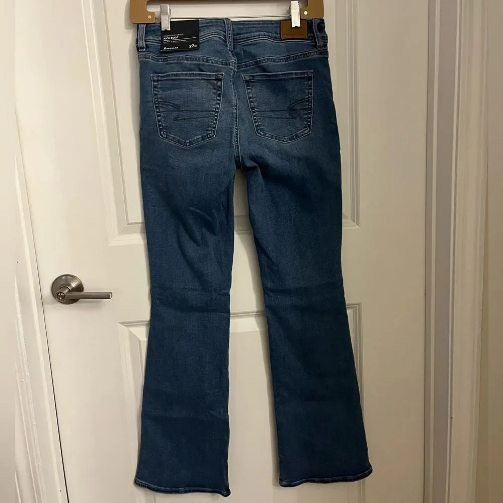 NWT AE Next Level Low-Raise Kick Bootcut Jean- size 27